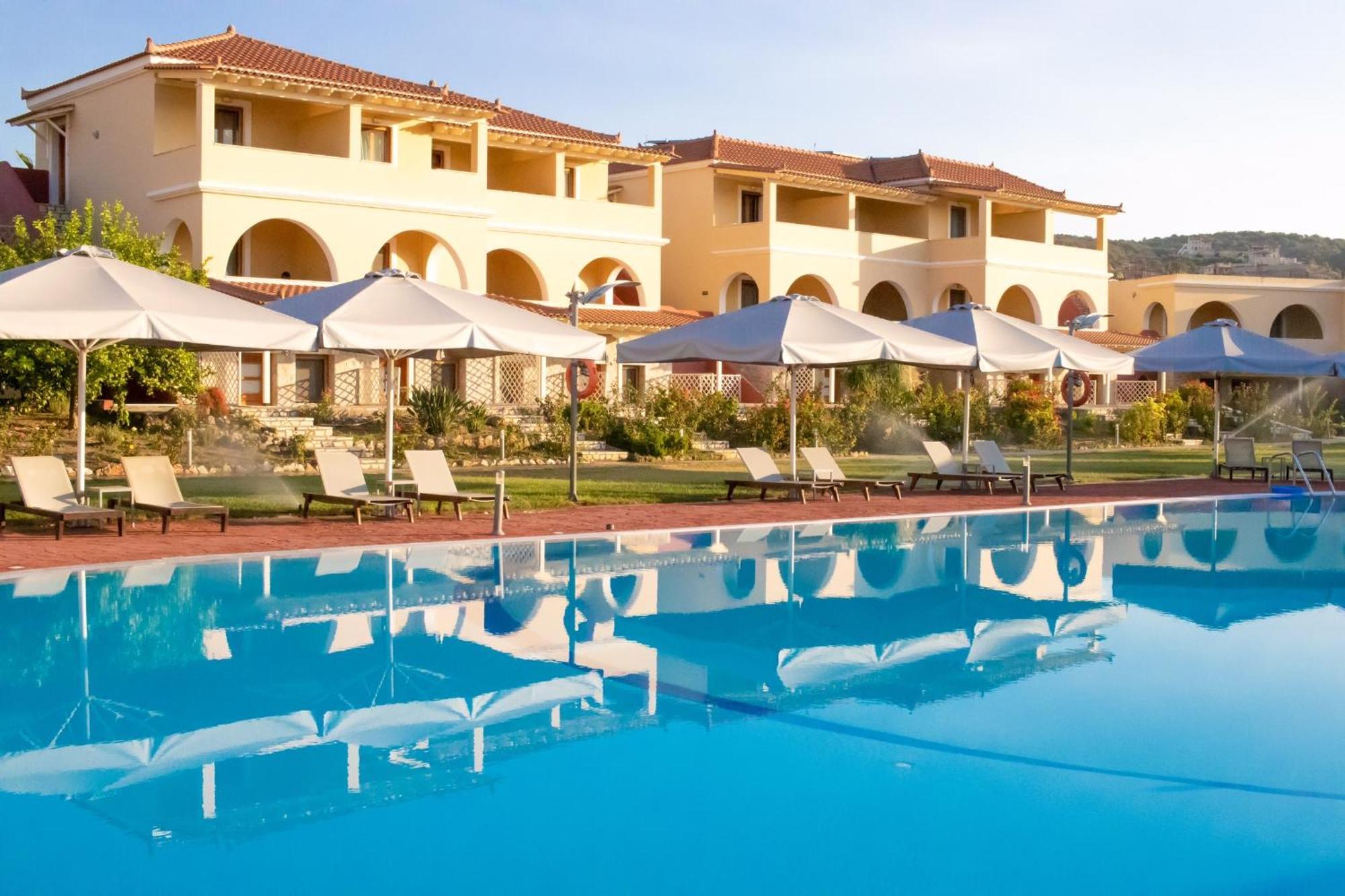 Aktaion Resort Gythio Eksteriør billede