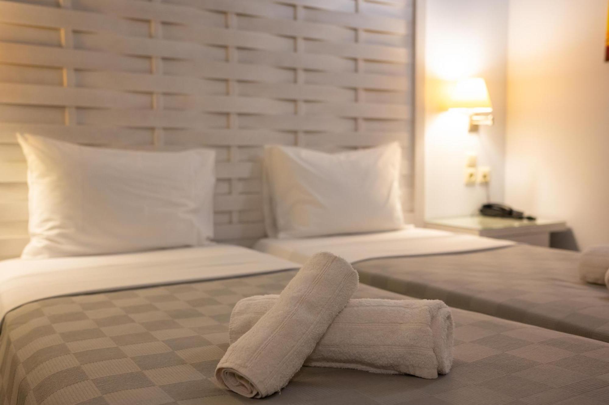 Aktaion Resort Gythio Eksteriør billede