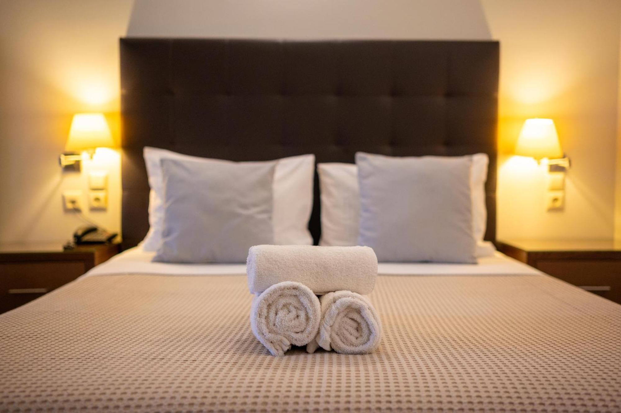 Aktaion Resort Gythio Eksteriør billede