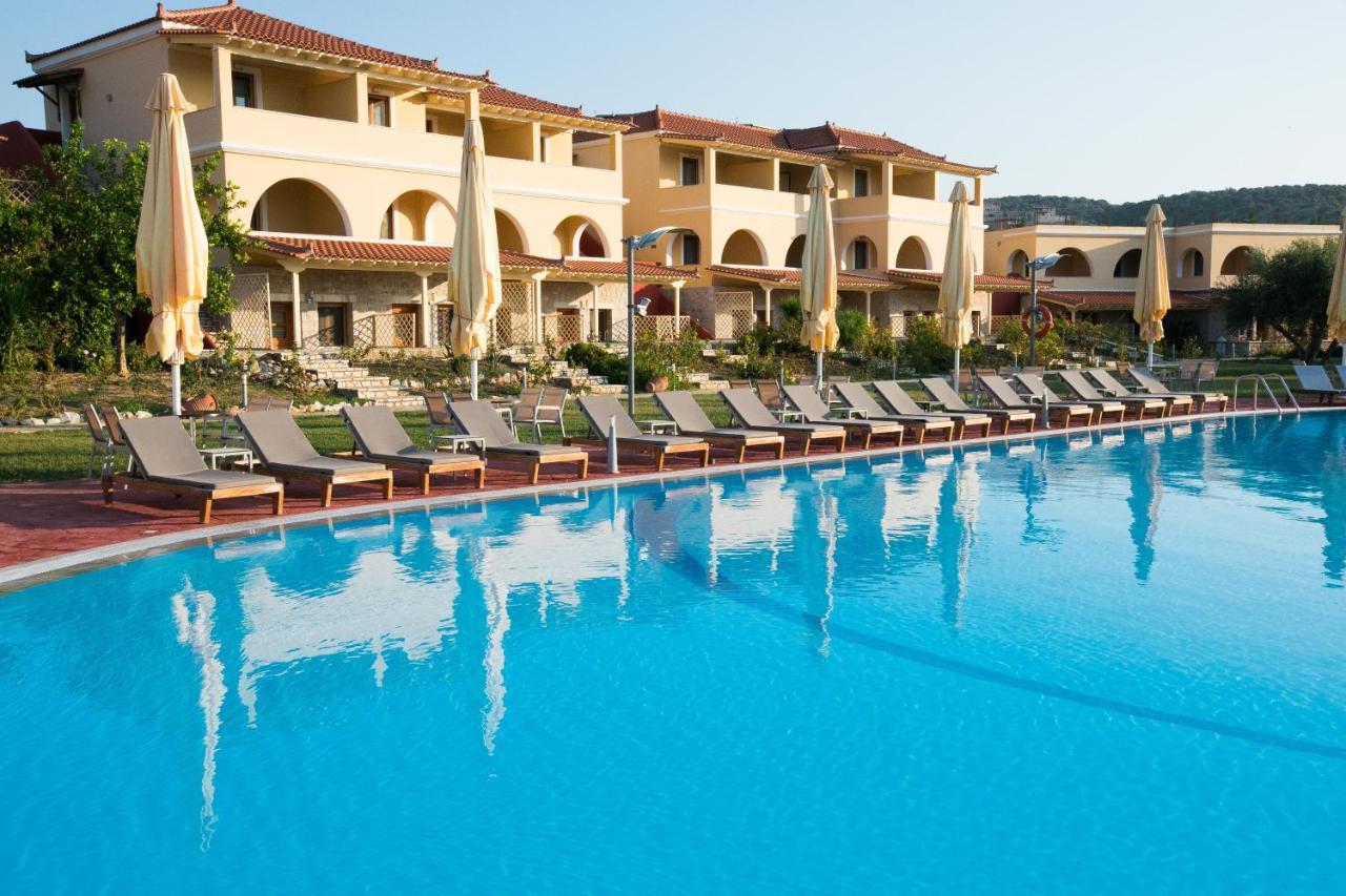 Aktaion Resort Gythio Eksteriør billede